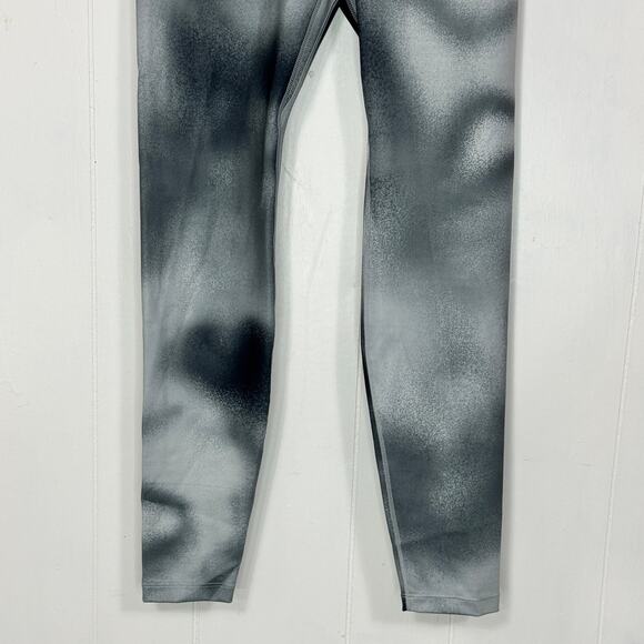 Nike One Womens Athletic Leggings Size Small Green High Rise Full Length Pockets - Picture 4 of 16
